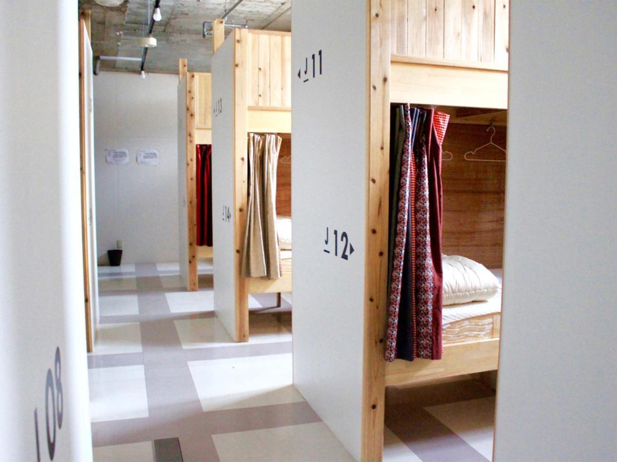 Hostel Tangatable Kitakyushu Esterno foto